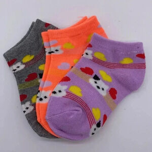 📣FREE with a ⭐️3 for $20 Sale‼️ 3 Pack of Socks